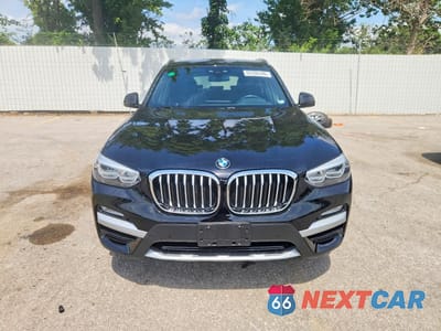 Piąte zdjęcie samochodu w środku: 2019 BMW X3 XDRIVE30I VIN:5UXTR9C58KLP83731 - miniatura