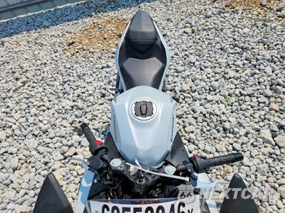 Piąte zdjęcie samochodu w środku: 2025 KAWASAKI EX500 H VIN:ML5EXGH1XSDA60920 - miniatura