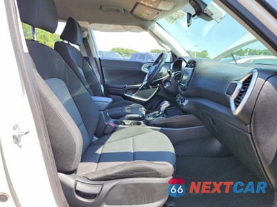 Zdjęcie 7 z 13 samochodu: 2023 KIA SOUL LX VIN:KNDJ23AU7P7876194 - miniatura