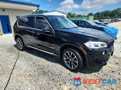 Czwarte zdjęcie samochodu z boku: 2016 BMW X5 XDRIVE35I VIN:5UXKR0C54G0P24322 - miniatura