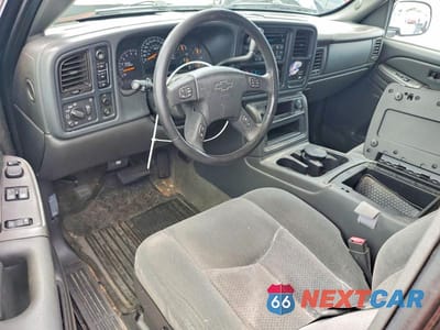 Zdjęcie 8 z 12 samochodu: 2004 CHEVROLET SILVERADO K1500 VIN:2GCEK19T241236971 - miniatura