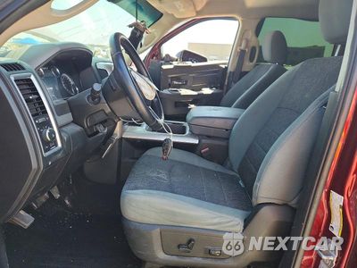 Zdjęcie 7 z 12 samochodu: 2016 RAM 1500 SLT VIN:3C6RR6LT4GG305858 - miniatura