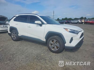 Czwarte zdjęcie samochodu z boku: 2023 TOYOTA RAV4 HYBRID XLE VIN:4T3RWRFV0PU088597 - miniatura