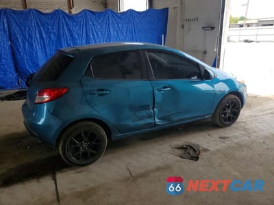 Trzecie zdjęcie samochodu z tyłu: 2011 MAZDA MAZDA2 VIN:JM1DE1HY4B0127890 - miniatura