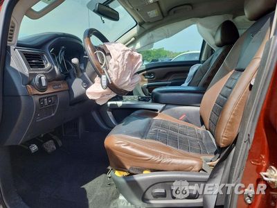Zdjęcie 7 z 12 samochodu: 2017 NISSAN TITAN PLATINUM RESERVE VIN:1N6AA1E60HN520893 - miniatura