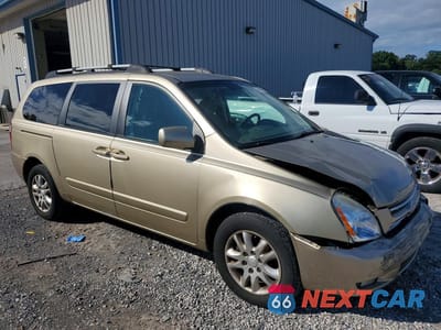 Czwarte zdjęcie samochodu z boku: 2008 KIA SEDONA LX VIN:KNDMB233686211550 - miniatura