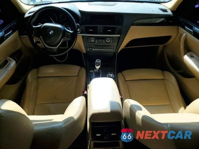 Zdjęcie 8 z 13 samochodu: 2011 BMW X3 XDRIVE35I VIN:5UXWX7C51BL732174 - miniatura