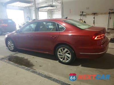 Drugie zdjęcie samochodu z przodu: 2018 VOLKSWAGEN PASSAT SE VIN:1VWBA7A30JC020561 - miniatura