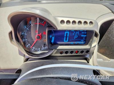 Zdjęcie 9 z 12 samochodu: 2013 CHEVY SONIC LT VIN:1G1JC5SB6D4226378 - miniatura