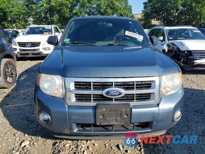 Piąte zdjęcie samochodu w środku: 2012 FORD ESCAPE XLT VIN:1FMCU9DG8CKB98831 - miniatura