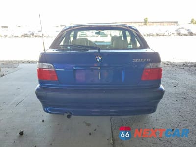 Zdjęcie 6 z 12 samochodu: 1998 BMW 318 TI VIN:WBACG7330WKC31338 - miniatura