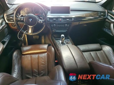Zdjęcie 8 z 13 samochodu: 2014 BMW X5 XDRIVE35I VIN:5UXKR0C56E0K44585 - miniatura