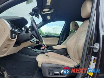 Zdjęcie 7 z 13 samochodu: 2019 BMW X3 XDRIVE30I VIN:5UXTR9C51KLP88236 - miniatura