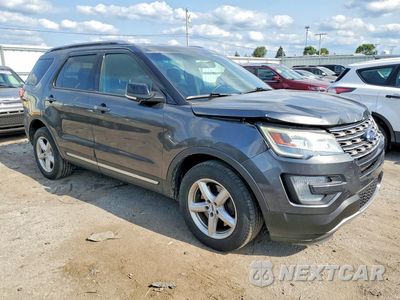 Czwarte zdjęcie samochodu z boku: 2017 FORD EXPLORER XLT VIN:1FM5K8D89HGA20969 - miniatura