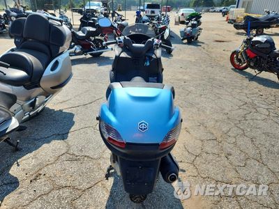 Czwarte zdjęcie samochodu z boku: 2007 PIAGGIO MP3 VIN:ZAPM479M775002649 - miniatura