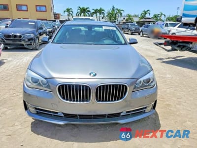 Piąte zdjęcie samochodu w środku: 2013 BMW 750 LI VIN:WBAYE8C51DDE22285 - miniatura