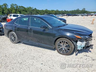 Czwarte zdjęcie samochodu z boku: 2023 TOYOTA CAMRY SE VIN:4T1G11AK3PU778633 - miniatura