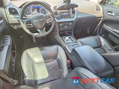 Zdjęcie 8 z 12 samochodu: 2022 CHRYSLER 300 TOURING L VIN:2C3CCASG4NH222455 - miniatura