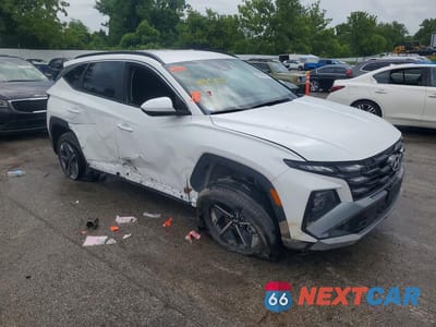 Czwarte zdjęcie samochodu z boku: 2026 HYUNDAI TUCSON SEL VIN:5NMJBCDE0TH703303 - miniatura