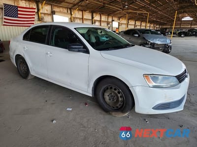 Czwarte zdjęcie samochodu z boku: 2011 VOLKSWAGEN JETTA BASE VIN:3VW2K7AJ5BM391081 - miniatura