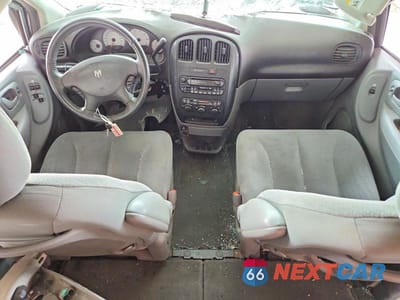 Zdjęcie 8 z 13 samochodu: 2005 DODGE GRAND CARAVAN SXT VIN:2D4GP44LX5R392796 - miniatura