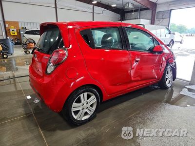 Trzecie zdjęcie samochodu z tyłu: 2015 CHEVROLET SPARK LS VIN:KL8CB6S94FC712033 - miniatura