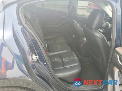 Zdjęcie 11 z 13 samochodu: 2017 MAZDA 3 VIN:3MZBN1L31HM143566 - miniatura