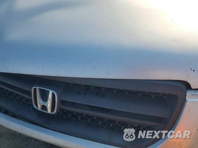 Zdjęcie 12 z 13 samochodu: 2004 HONDA PILOT EX VIN:2HKYF18494H555178 - miniatura