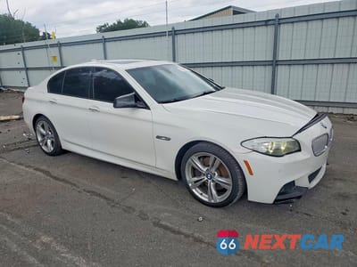 Czwarte zdjęcie samochodu z boku: 2013 BMW 550 XI VIN:WBAFU9C54DDY72400 - miniatura