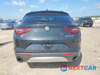 Zdjęcie 6 z 12 samochodu: 2023 ALFA ROMEO STELVIO TI VIN:ZASPAKBN2P7D50481 - miniatura