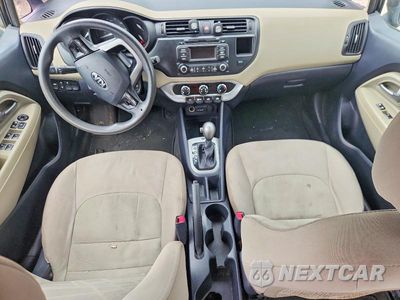 Zdjęcie 8 z 12 samochodu: 2014 KIA RIO LX VIN:KNADM4A32E6359518 - miniatura