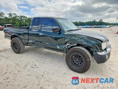Czwarte zdjęcie samochodu z boku: 2000 TOYOTA TACOMA BASE VIN:4TAWM72NXYZ647234 - miniatura
