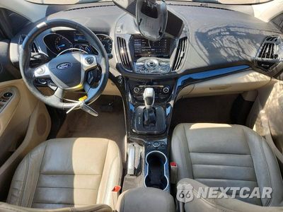 Zdjęcie 8 z 13 samochodu: 2014 FORD ESCAPE TITANIUM VIN:1FMCU0J91EUC99394 - miniatura
