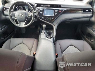 Zdjęcie 8 z 12 samochodu: 2019 TOYOTA CAMRY LE VIN:4T1B11HK0KU238682 - miniatura