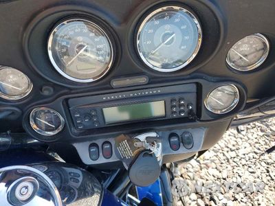Zdjęcie 7 z 9 samochodu: 2010 HARLEY-DAVIDSON FLHTK VIN:1HD1KEM10AB660848 - miniatura