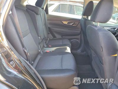 Zdjęcie 21 z 26 samochodu: 2018 NISSAN ROGUE SV VIN:KNMAT2MV1JP549955 - miniatura