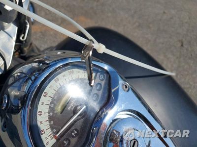 Zdjęcie 8 z 9 samochodu: 2003 HONDA VT1300 S VIN:1HFSC52093A005731 - miniatura