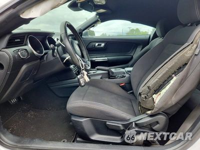 Zdjęcie 7 z 12 samochodu: 2021 FORD MUSTANG VIN:1FA6P8TH1M5104551 - miniatura
