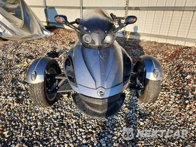 Drugie zdjęcie samochodu z przodu: 2013 CAN-AM SPYDER ROADSTER RS VIN:2BXNAAC19DV000711 - miniatura