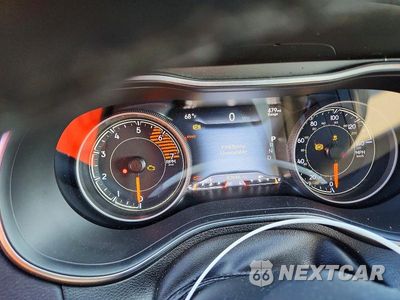 Zdjęcie 9 z 13 samochodu: 2019 JEEP CHEROKEE LIMITED VIN:1C4PJMDN1KD131961 - miniatura