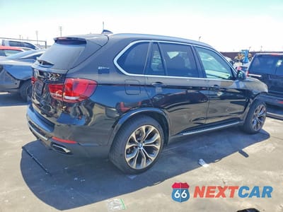 Trzecie zdjęcie samochodu z tyłu: 2017 BMW X5 XDR40E VIN:5UXKT0C30H0V97392 - miniatura