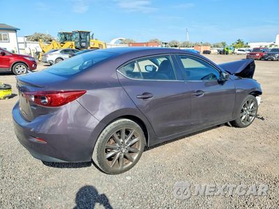 Trzecie zdjęcie samochodu z tyłu: 2018 MAZDA 3 TOURING VIN:3MZBN1V32JM204846 - miniatura