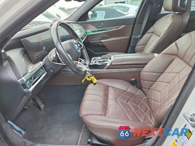 Zdjęcie 7 z 12 samochodu: 2024 BMW I7 M70 VIN:WBY83EH02RCP67211 - miniatura