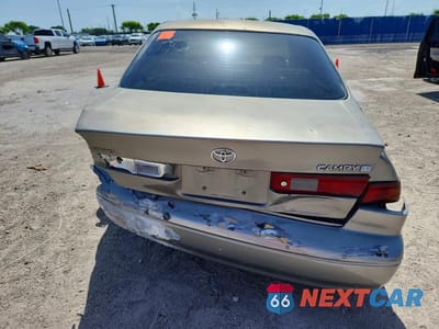 Zdjęcie 6 z 12 samochodu: 1998 TOYOTA CAMRY LE VIN:4T1BG22K9WU355521 - miniatura