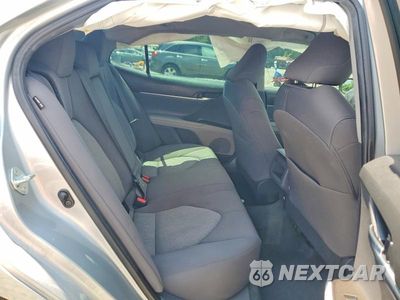 Zdjęcie 10 z 12 samochodu: 2022 TOYOTA CAMRY LE VIN:4T1C11AK3NU033845 - miniatura