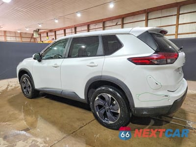 Drugie zdjęcie samochodu z przodu: 2025 NISSAN ROGUE SV VIN:5N1BT3BA8SC829905 - miniatura