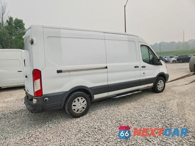 Trzecie zdjęcie samochodu z tyłu: 2016 FORD TRANSIT T-150 VIN:1FTYE2CM7GKA38435 - miniatura