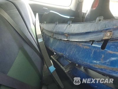 Zdjęcie 10 z 13 samochodu: 2004 HONDA CIVIC SI VIN:SHHEP33504U503625 - miniatura