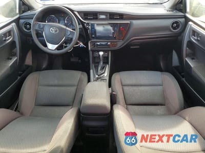 Zdjęcie 8 z 14 samochodu: 2019 TOYOTA COROLLA LE VIN:5YFBURHE2KP895176 - miniatura