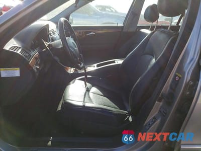 Zdjęcie 7 z 12 samochodu: 2005 MERCEDES-BENZ E 320 VIN:WDBUF65J55A669496 - miniatura